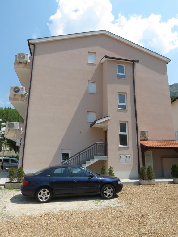 Apartments Ljubicic Podstrana Esterno foto